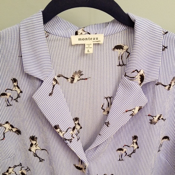 Monteau Blue & White Striped w/Cranes Top Size L - Picture 2 of 8